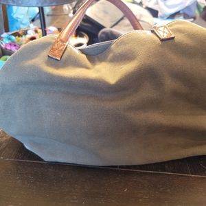 Large shoulder bag
